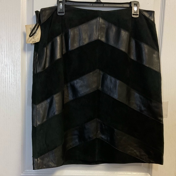 ALFANI Black 100% Leather Chevron Skirt – Size 16 NWT - Picture 3 of 9